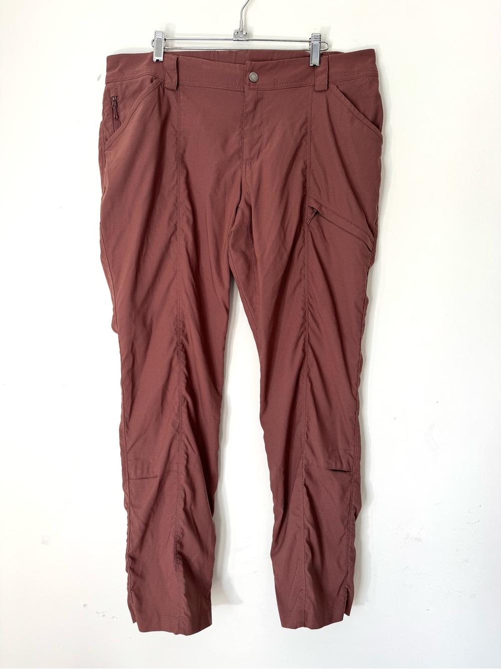 Duluth Trading Womens Brown Dry On The Fly Slim Leg Pants Size 14